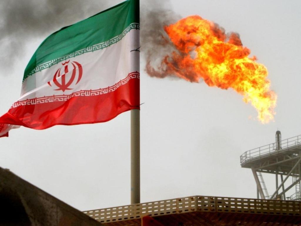 واشنگتن گرفتار پرونده پیچیده قطع صادرات نفت ایران است